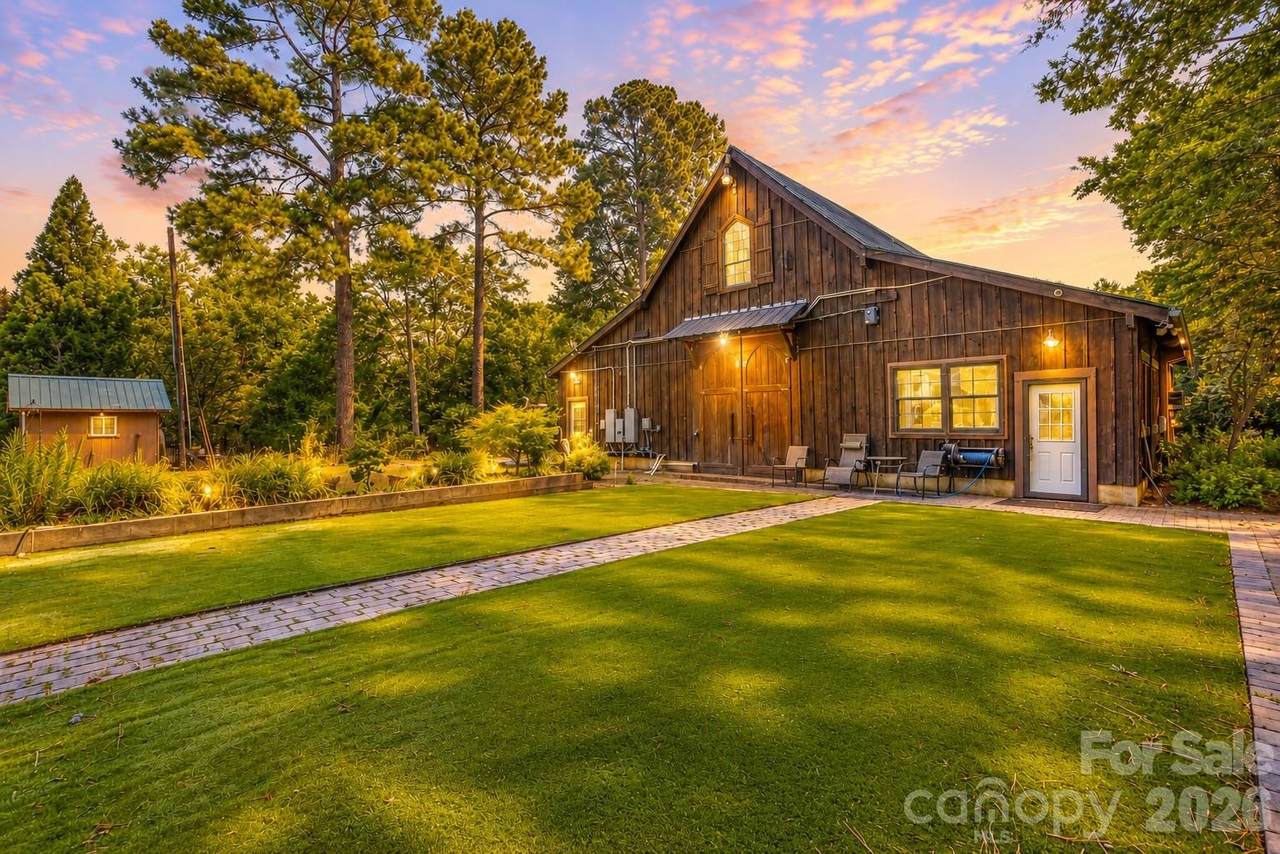 9032 Boyd Drive - Photo 1