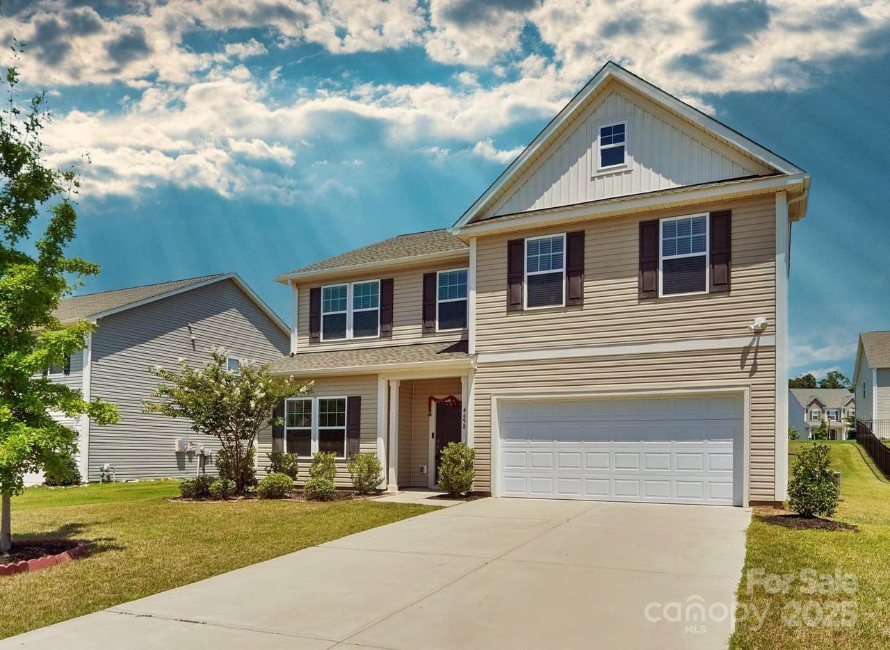 4698 Selhurst Drive - Photo 1