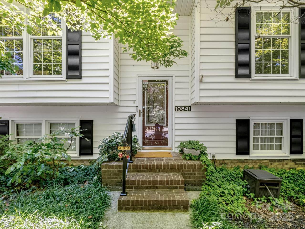 10841 Flat Iron Road - Photo 1