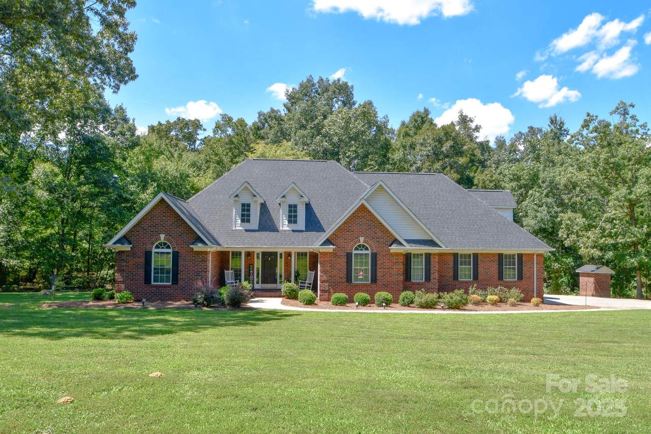5409 Love Mill Road - Photo 1