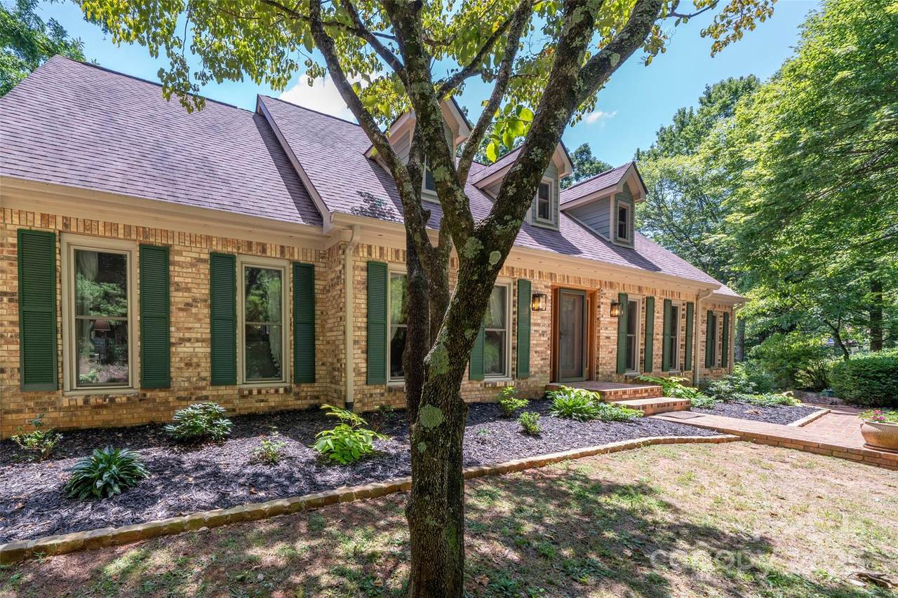 1104 High Vista Drive - Photo 1