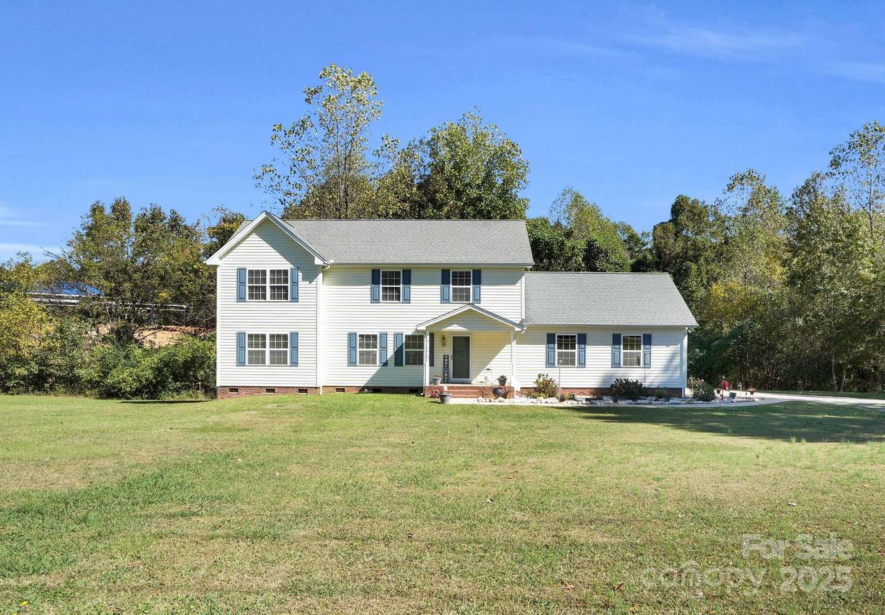 10425 Idlewild Road - Photo 1