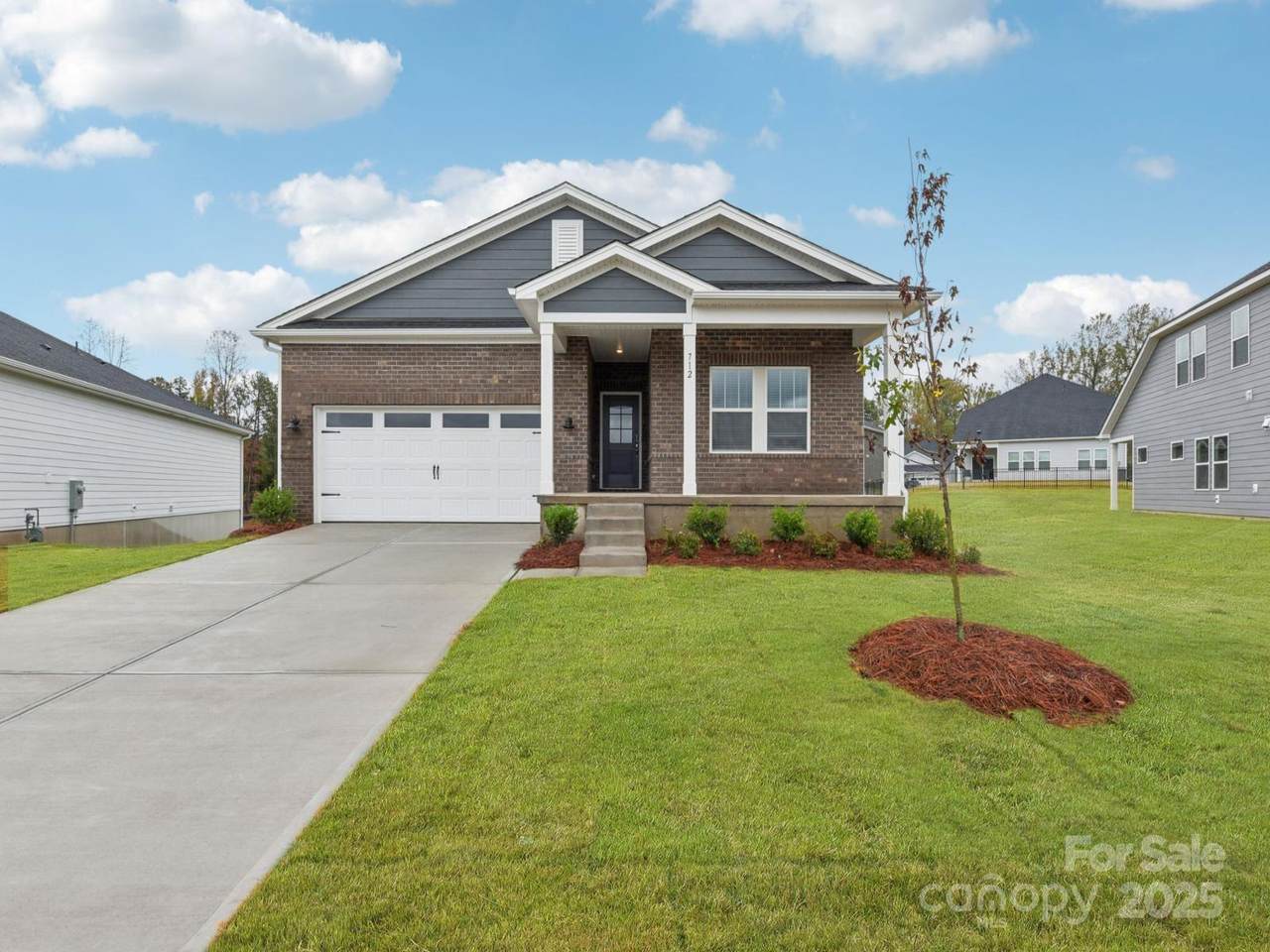 712 Palmer Pendleton Way - Photo 1