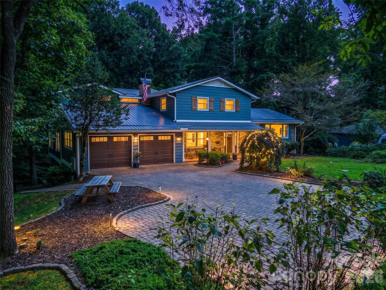 135 Dogwood Drive - Photo 1