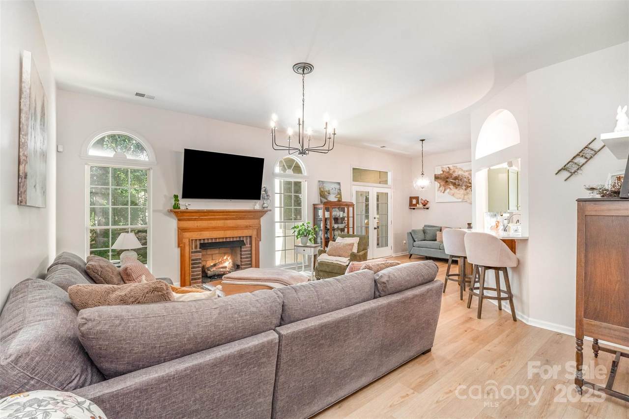 2632 Yarrow Road - Photo 1