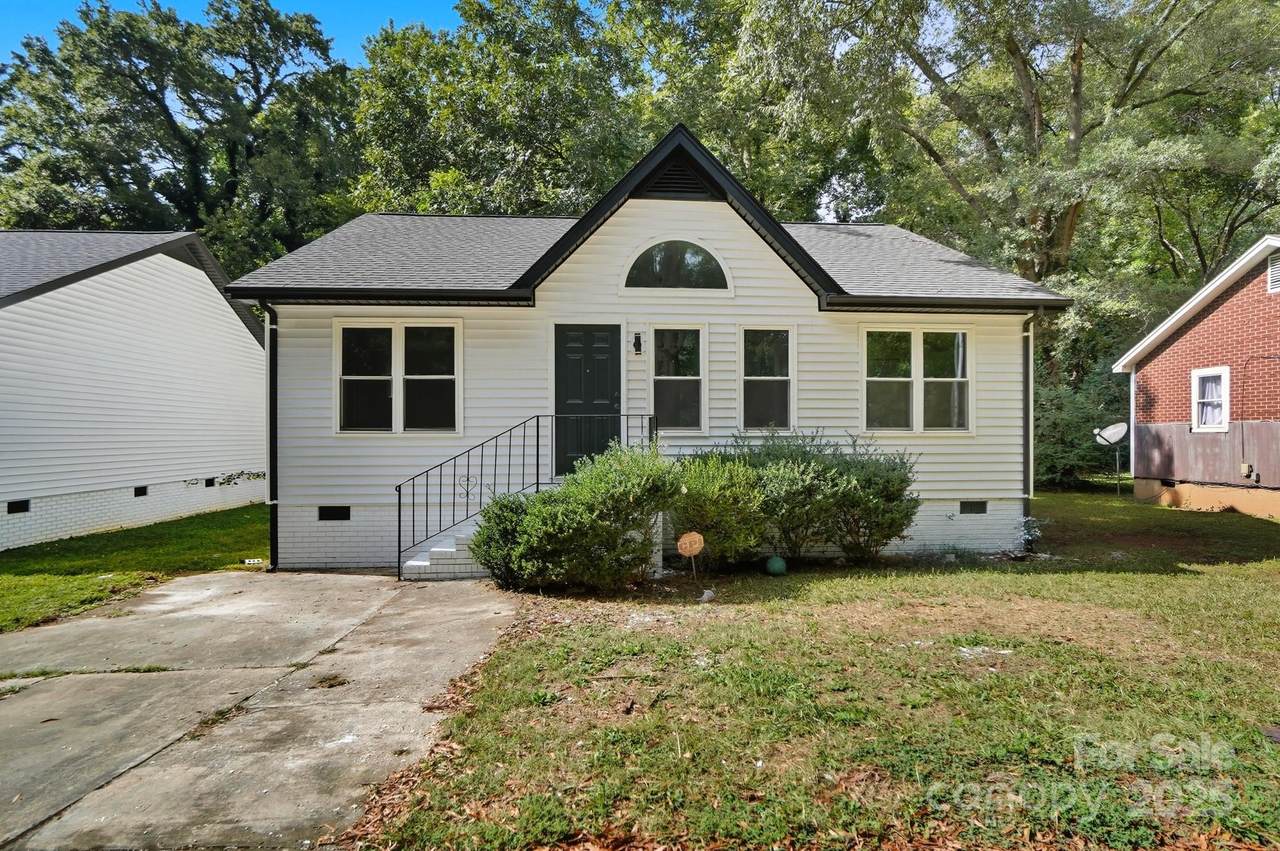 419 Alpha Street - Photo 1