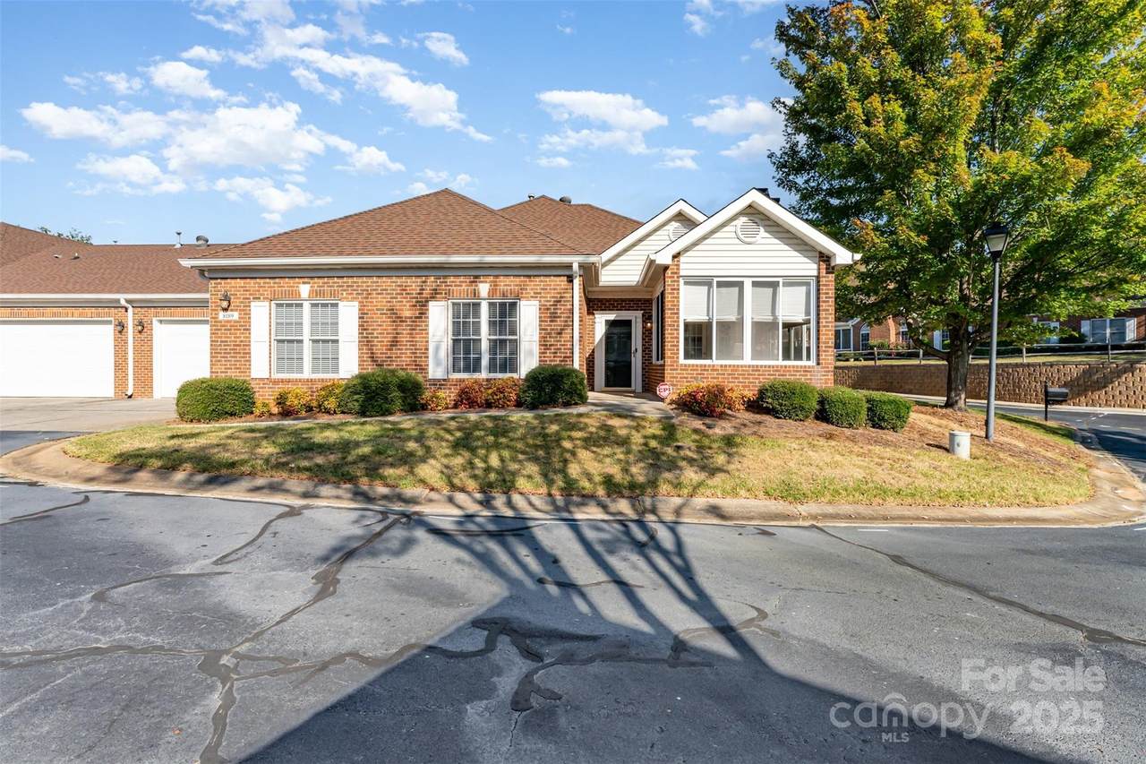 8189 Windsor Ridge Drive - Photo 1