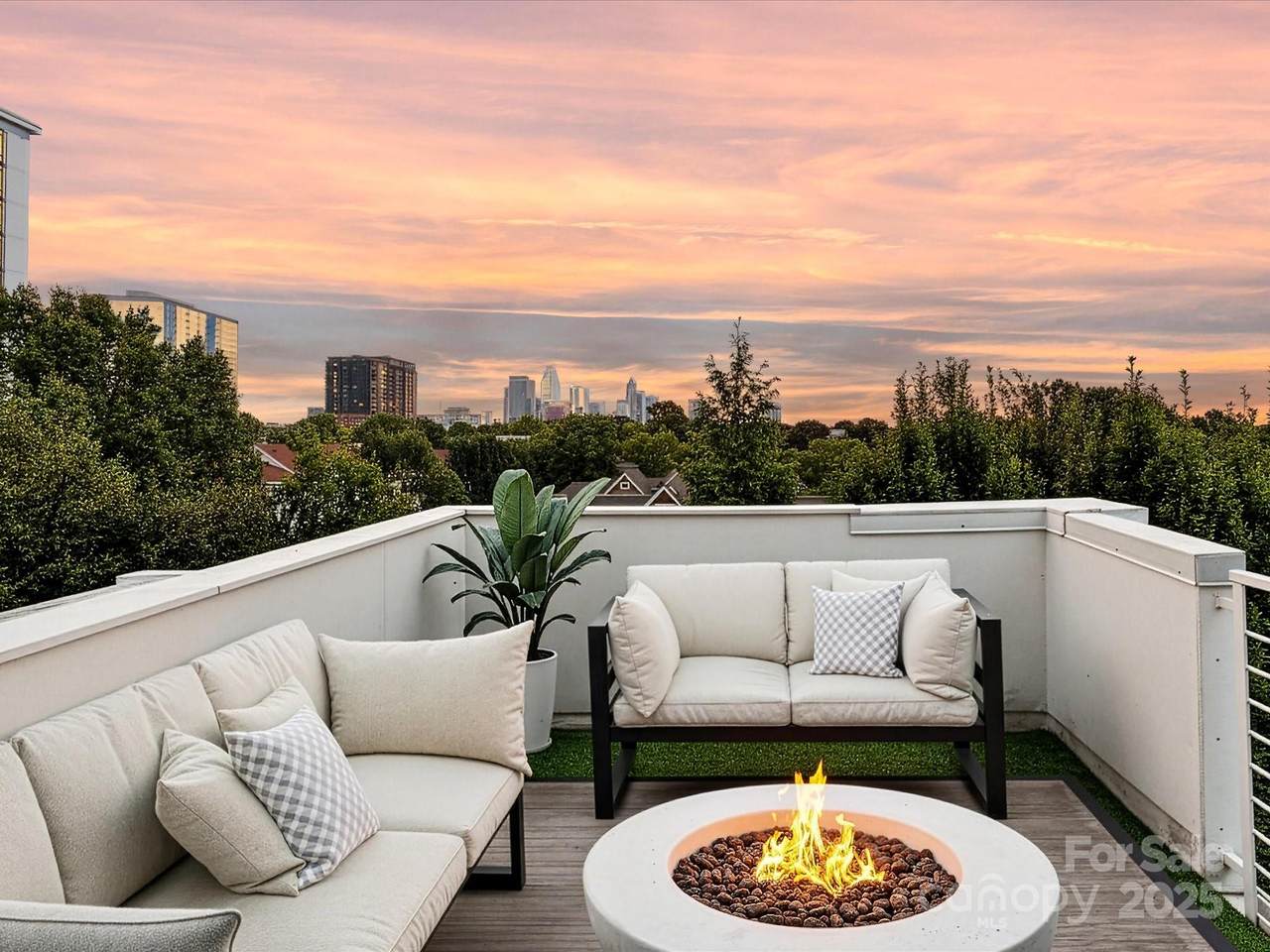 275 Mcdonald Avenue - Photo 1