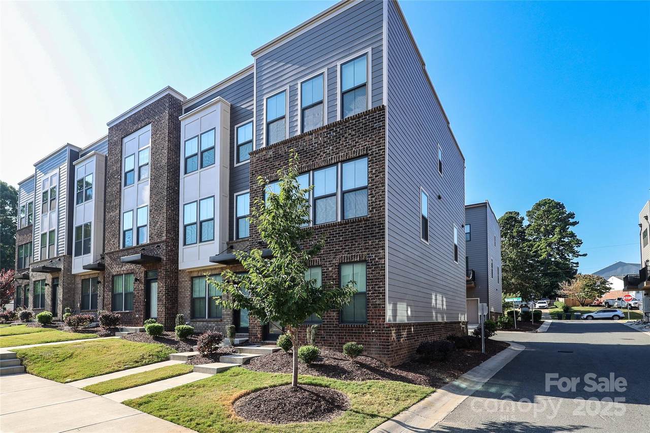 1104 Gleason Way - Photo 1