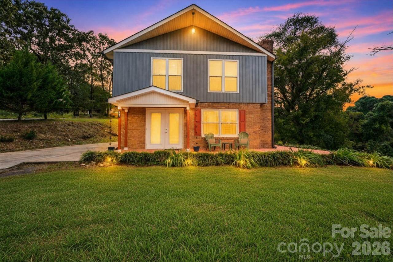 801 Grove Street - Photo 1