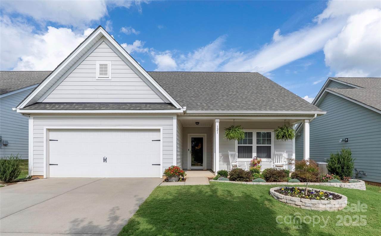 121 Jana Drive - Photo 1