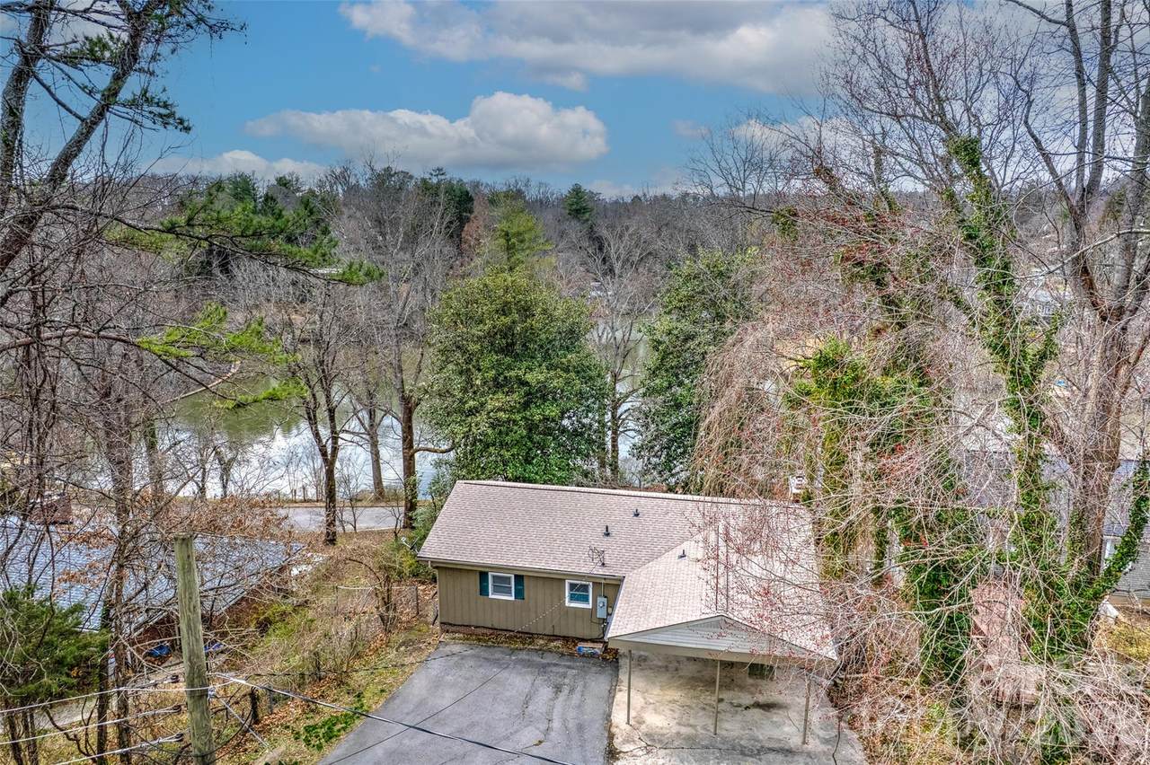 22 Shore Drive - Photo 1