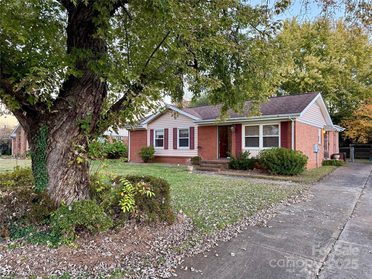 7501 Pawtuckett Road - Photo 1