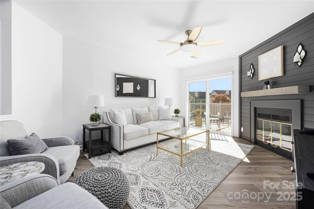 18809 Nautical Drive - Photo 1