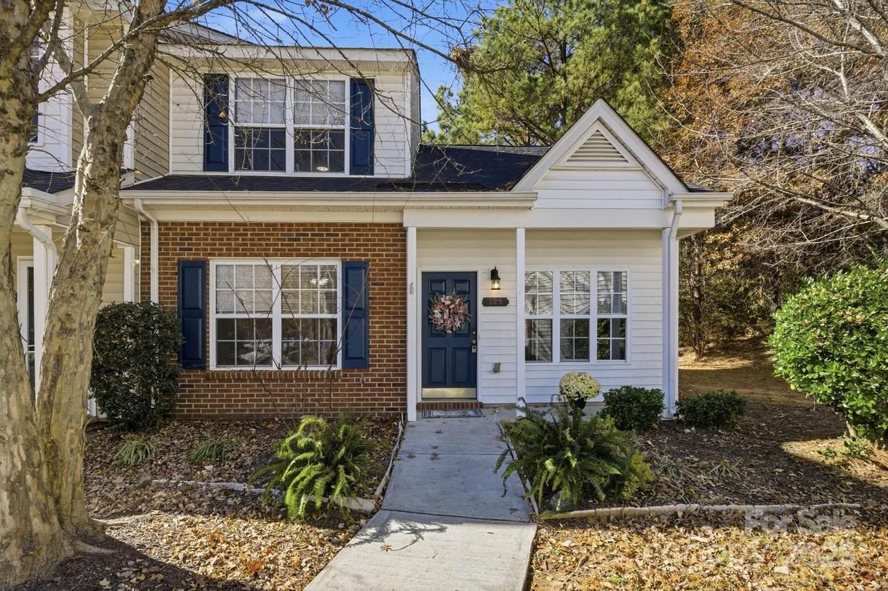 125 Lynch Circle - Photo 1