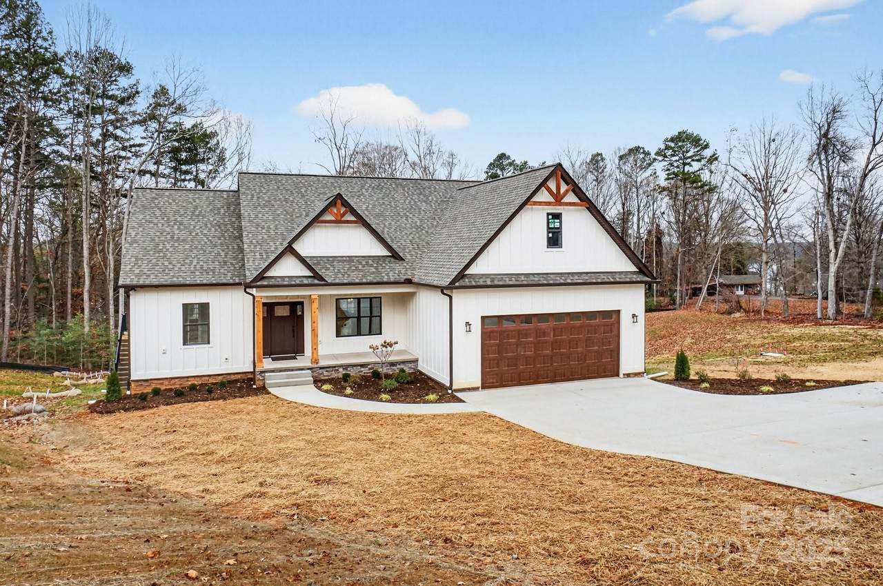 105 Sunset View Lane - Photo 1