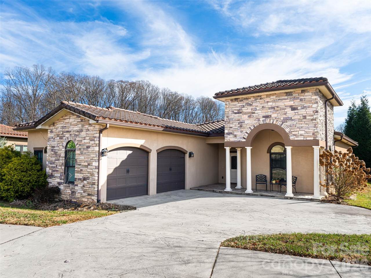 10 Pacifico Drive - Photo 1