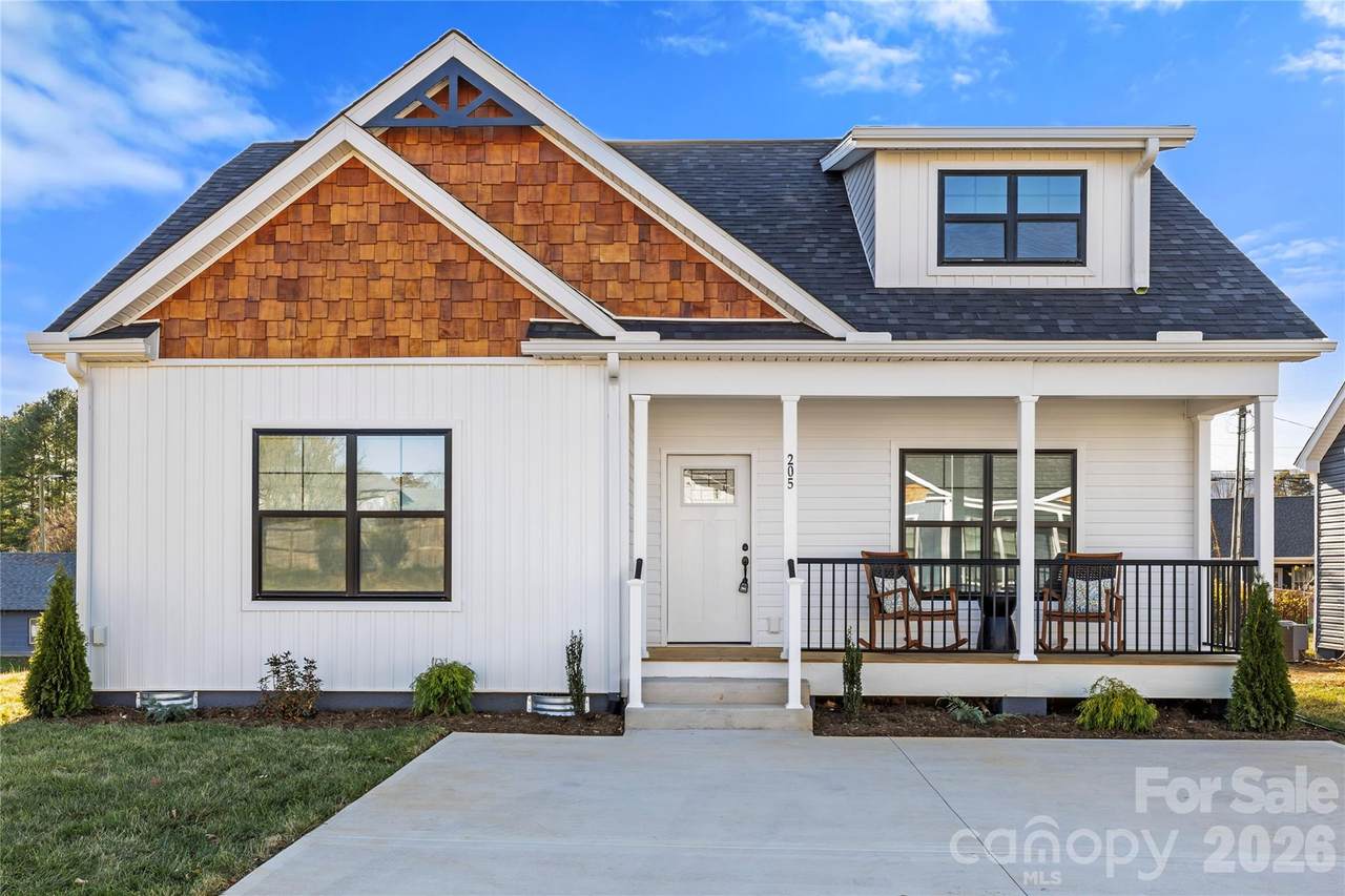 205 Southern Charm Road - Photo 1