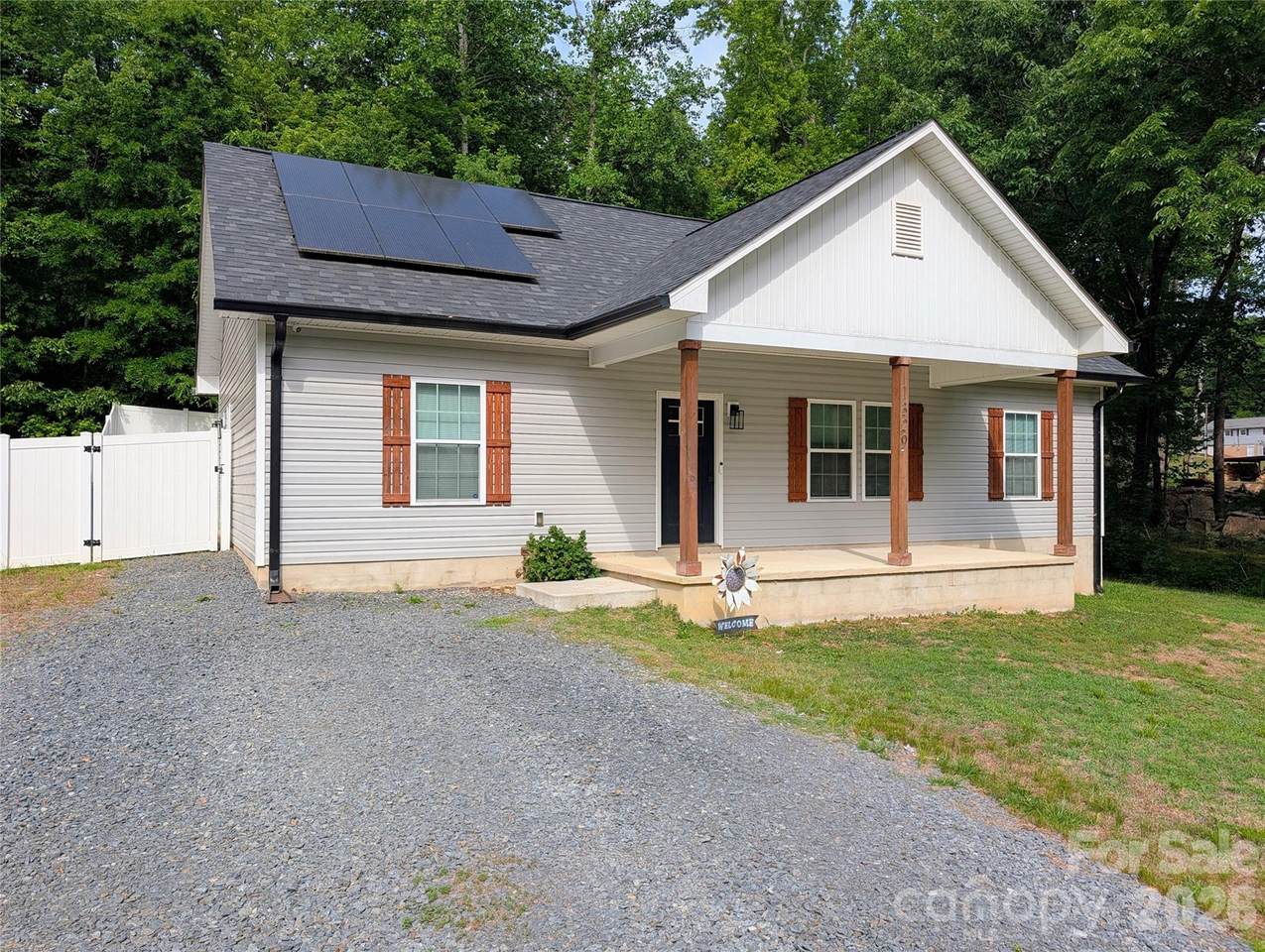 1329 Columbus Street - Photo 1