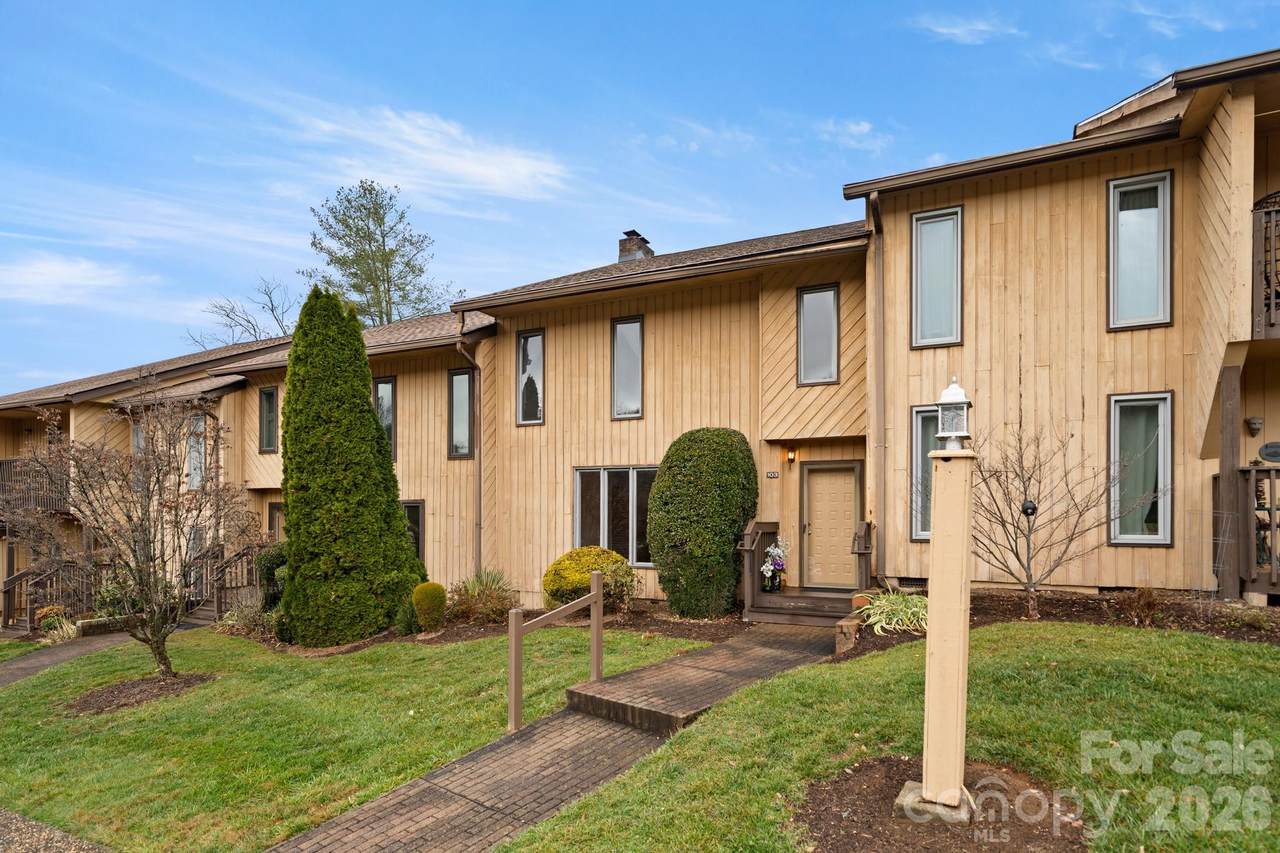 103 Pebble Creek Drive - Photo 1