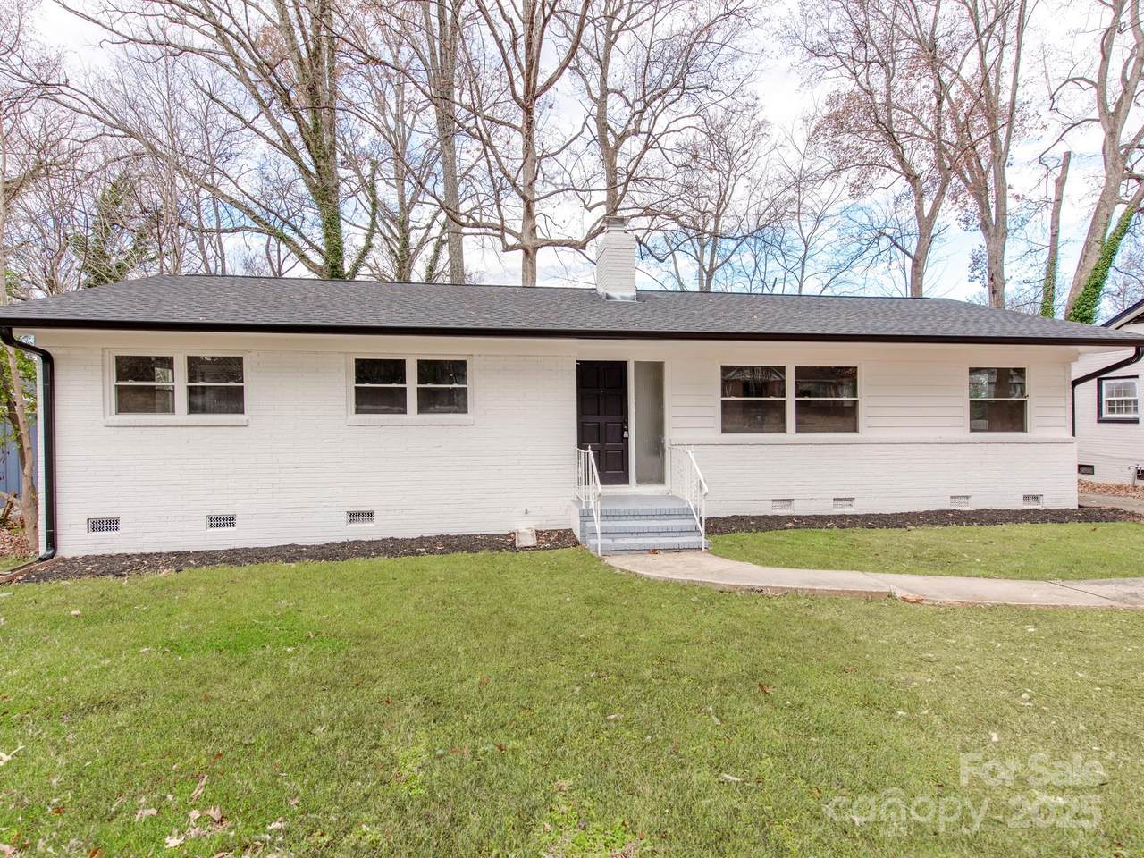 2025 Birchcrest Drive - Photo 1