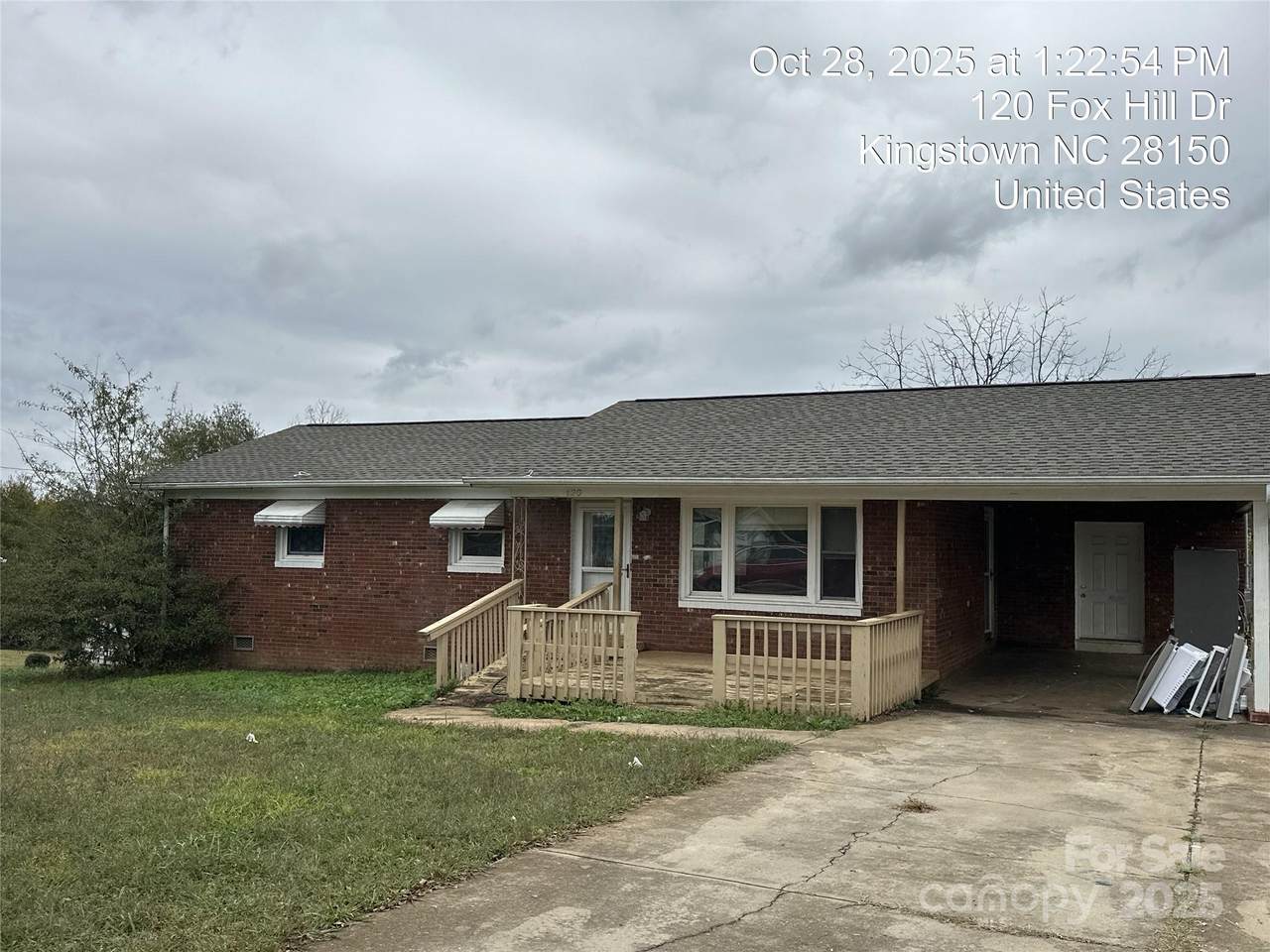 120 Foxhill Drive - Photo 1