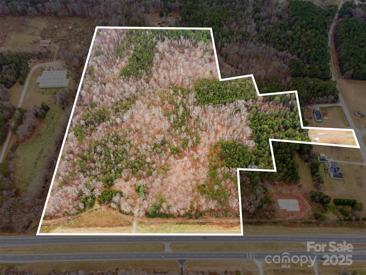 000 Statesville Boulevard - Photo 1