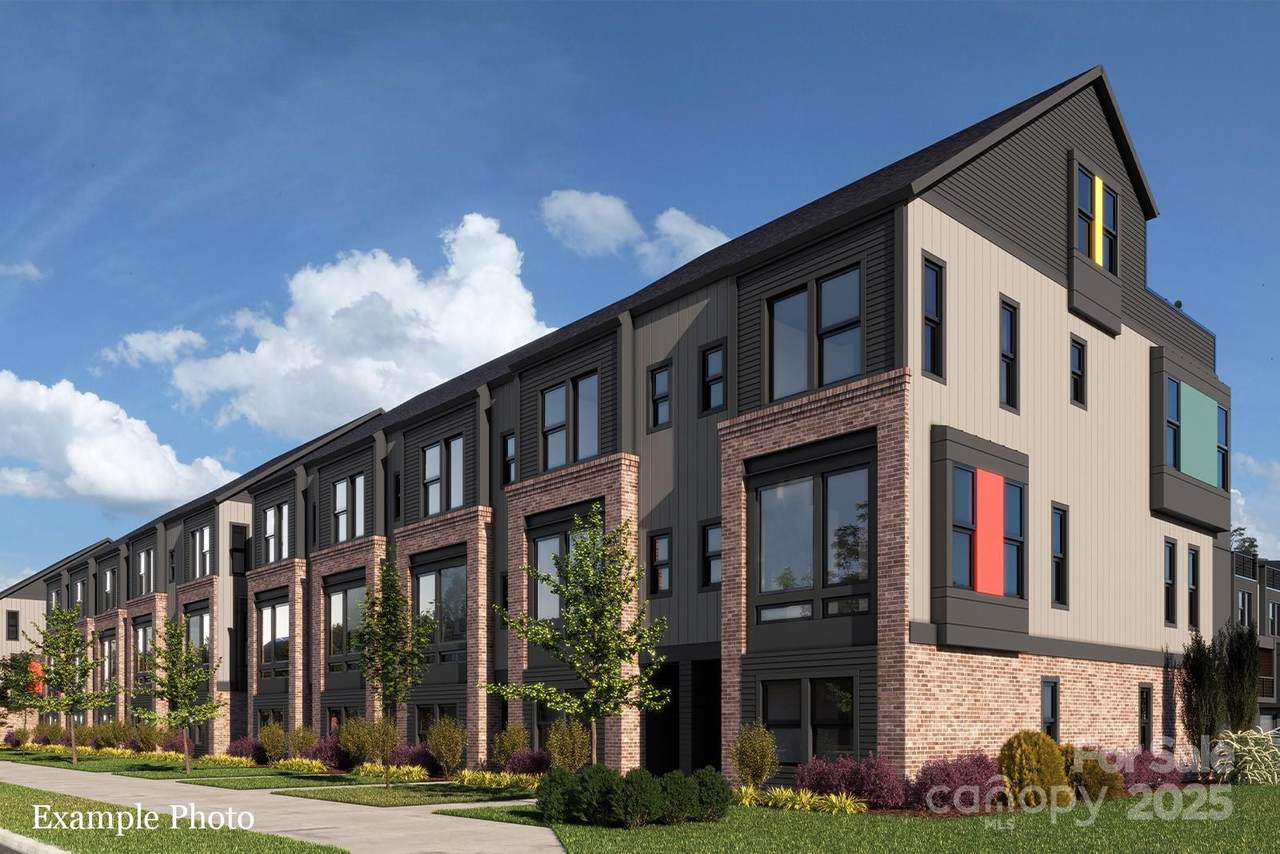 2146 Graham Street - Photo 1