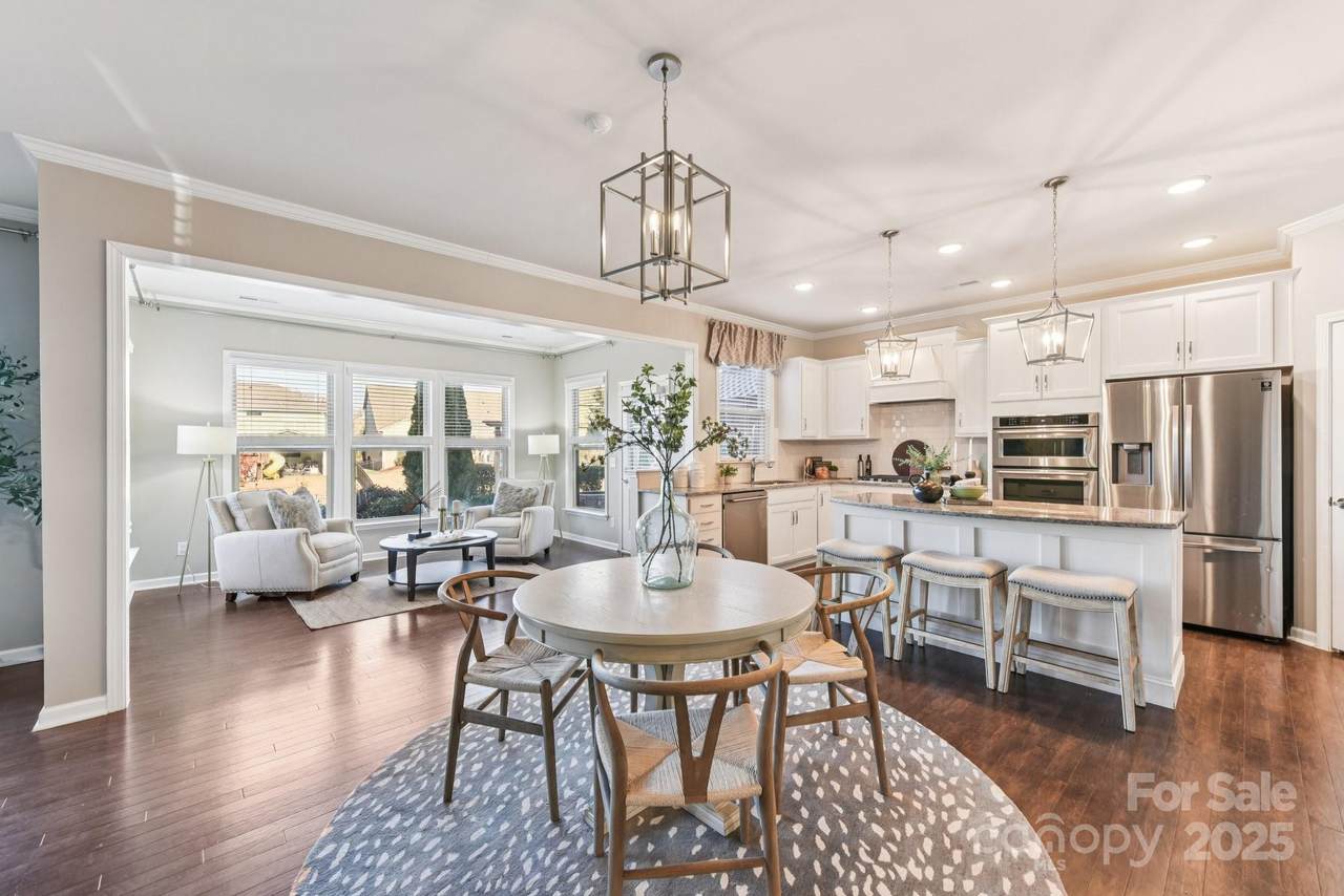 12416 Current Drive - Photo 1