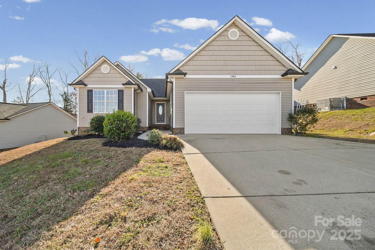 1562 Piney Church Road - Photo 1