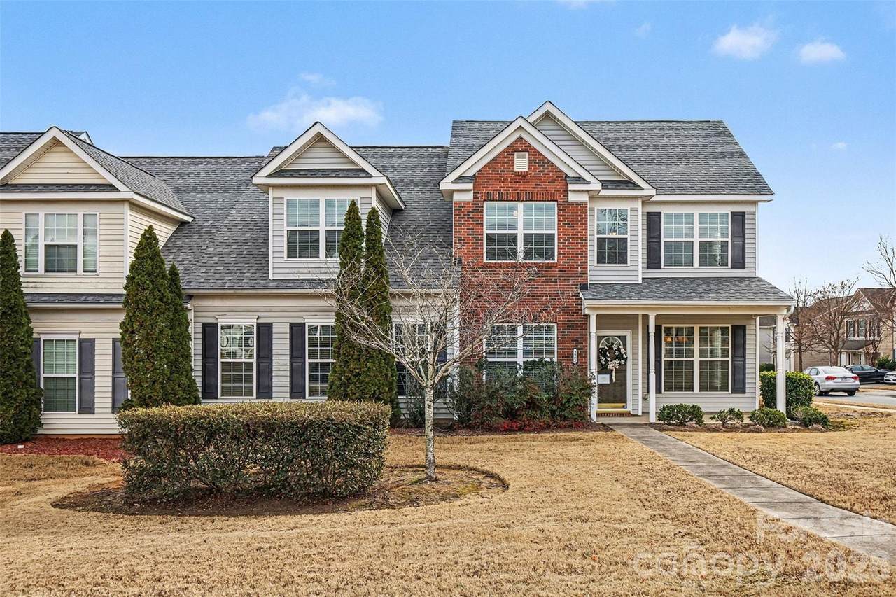 9902 Portaferry Street - Photo 1