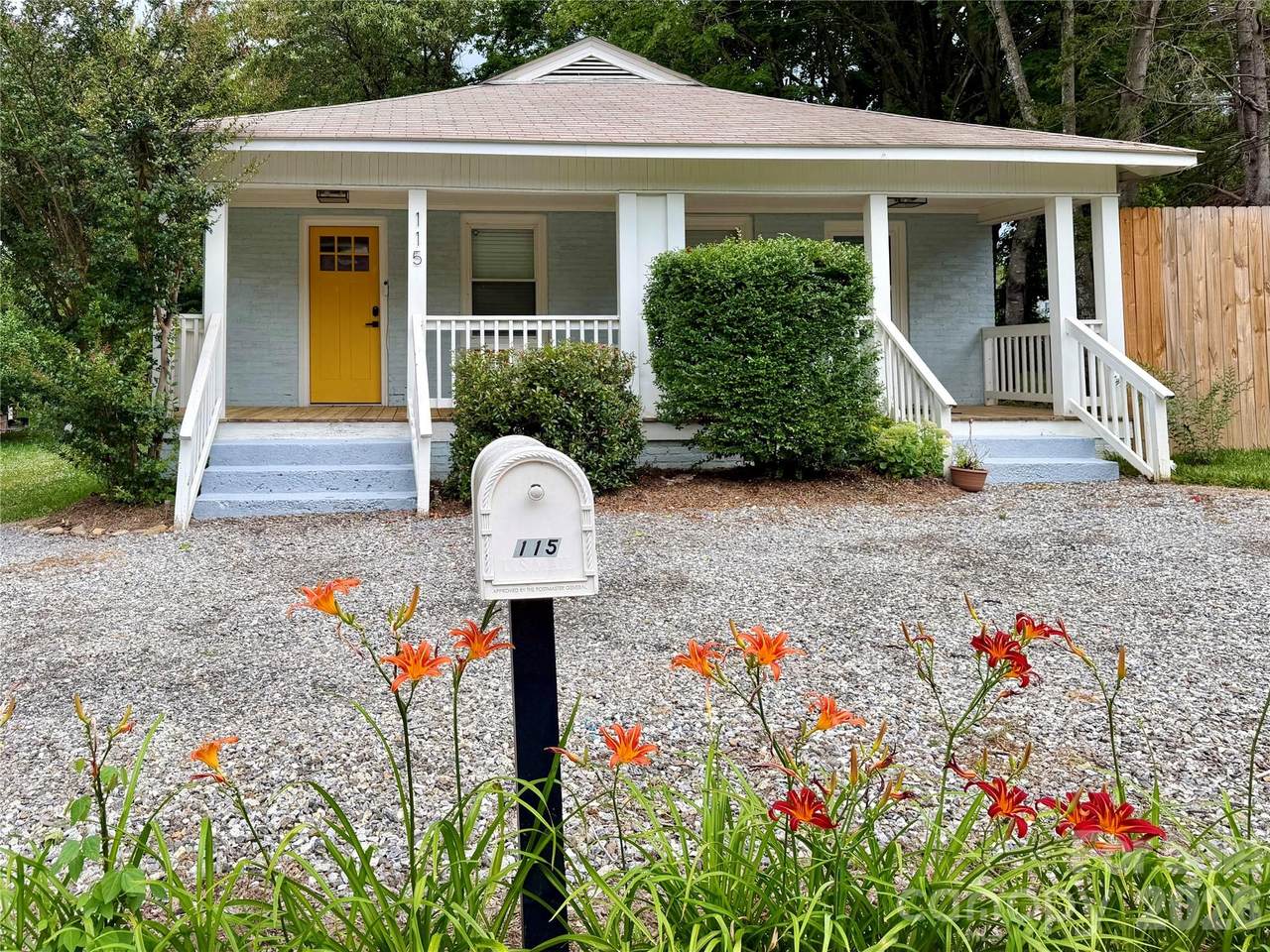 115 Powell Street - Photo 1