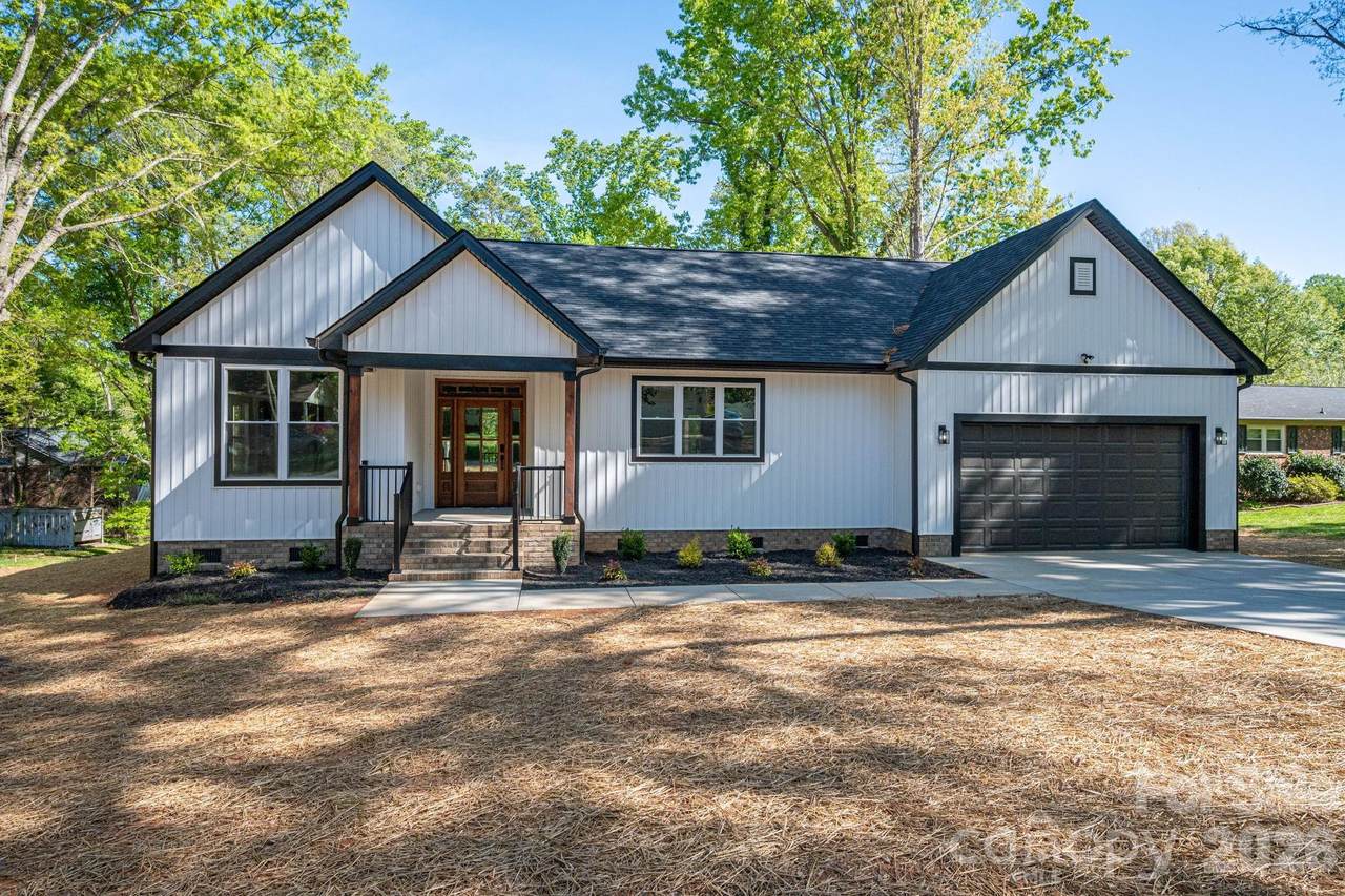 110 Johnson Lane - Photo 1