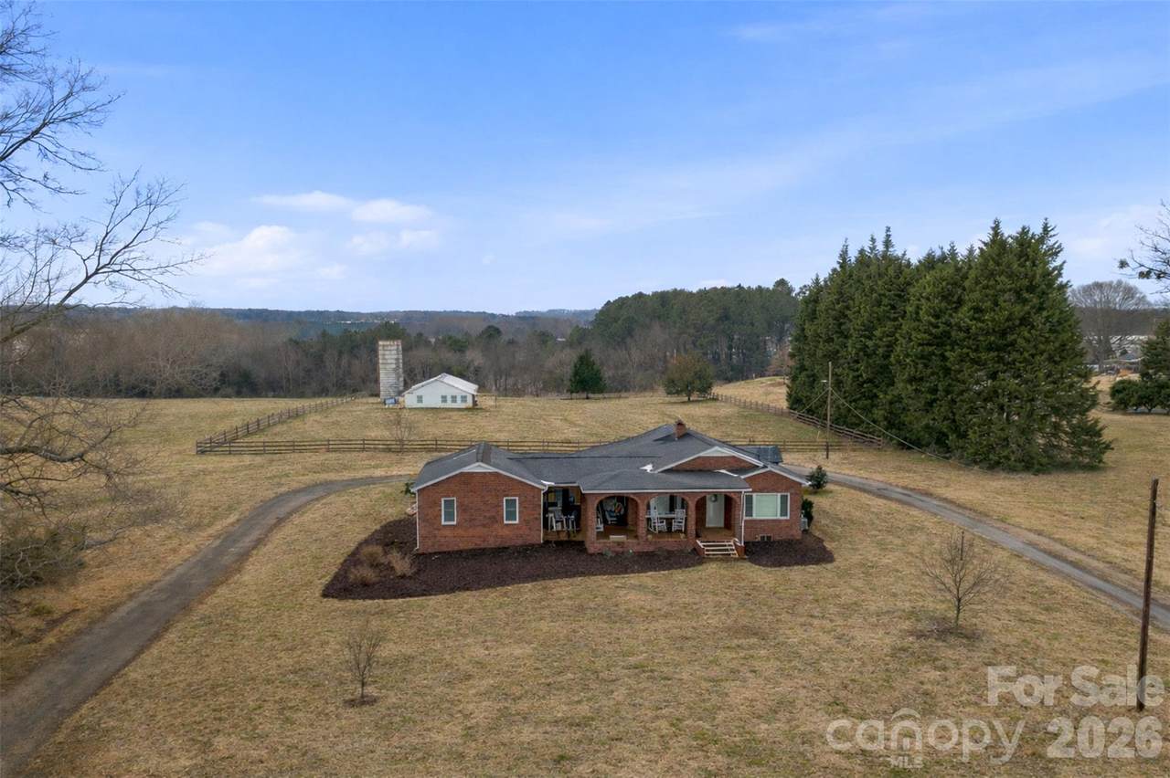 3485 Plateau Road - Photo 1