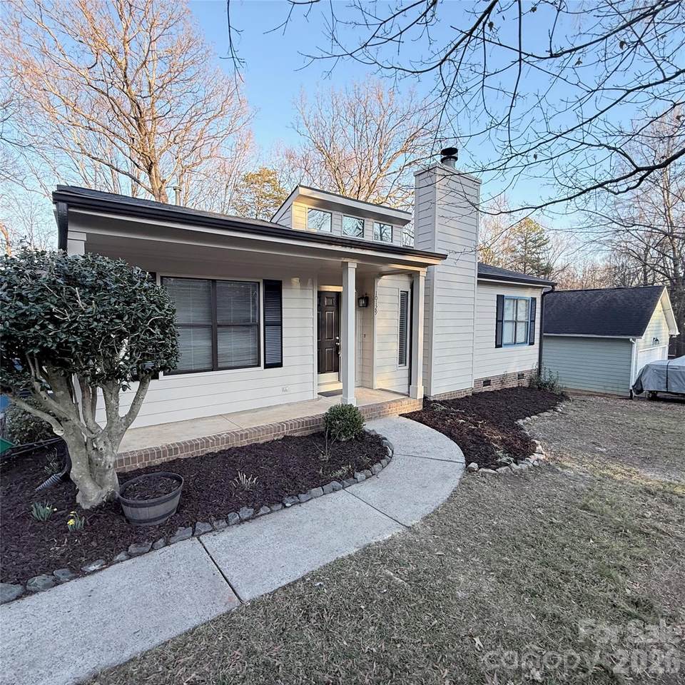 10129 Rockwood Road - Photo 1