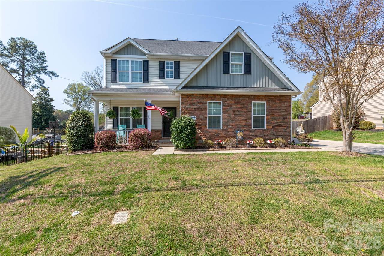 19449 Smith Circle - Photo 1