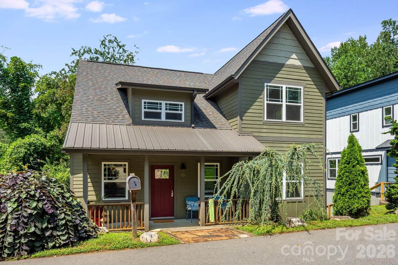 35 Emmett Lane - Photo 1