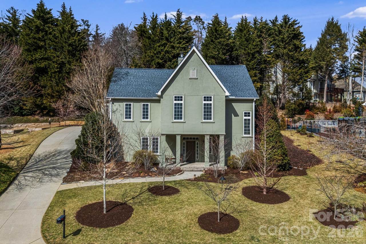 405 Mistletoe Trail - Photo 1