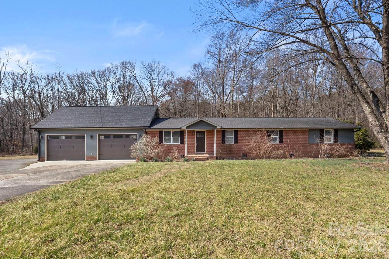 7917 Sherrills Ford Road - Photo 1