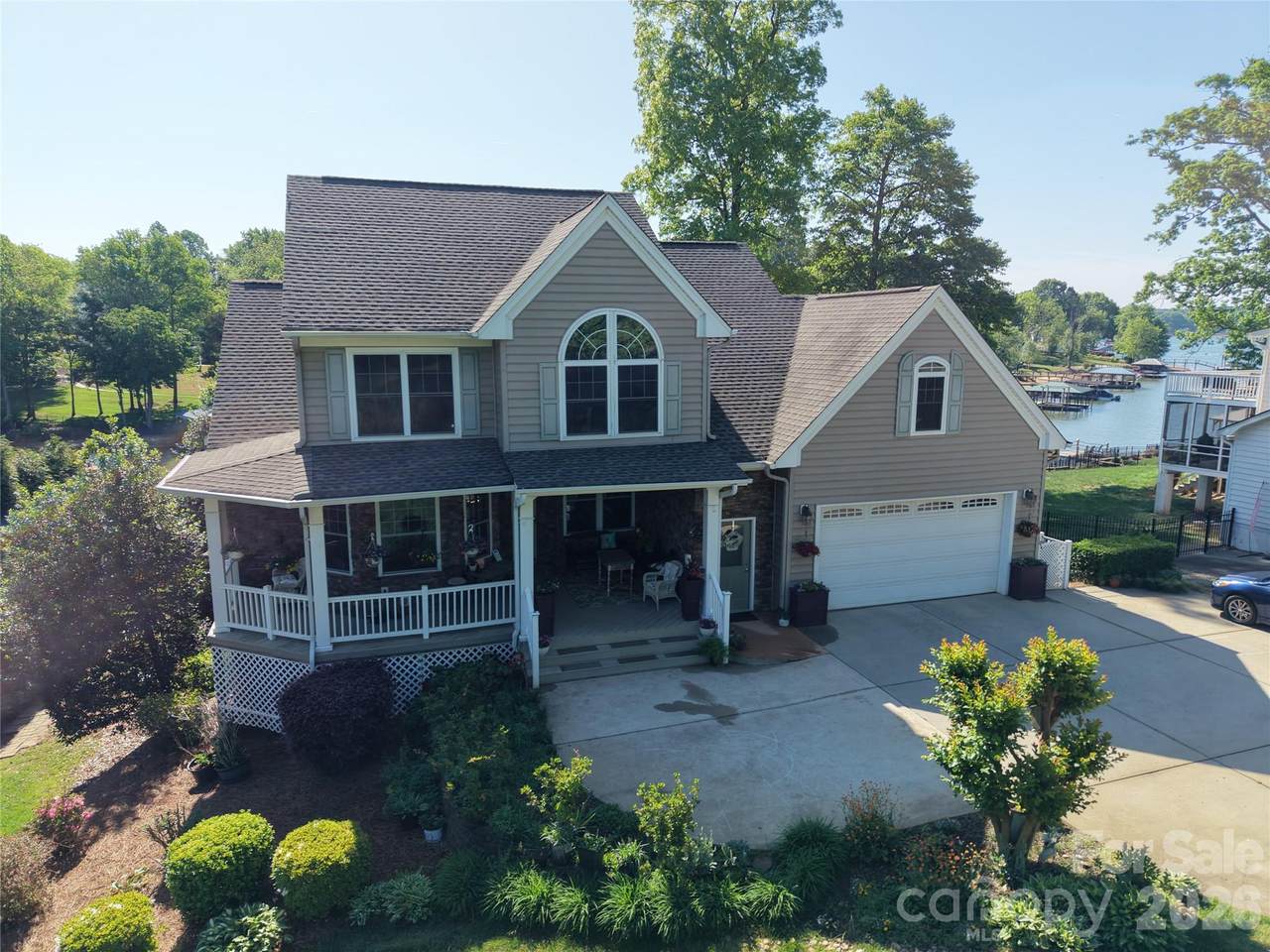 186 Hazelton Loop - Photo 1
