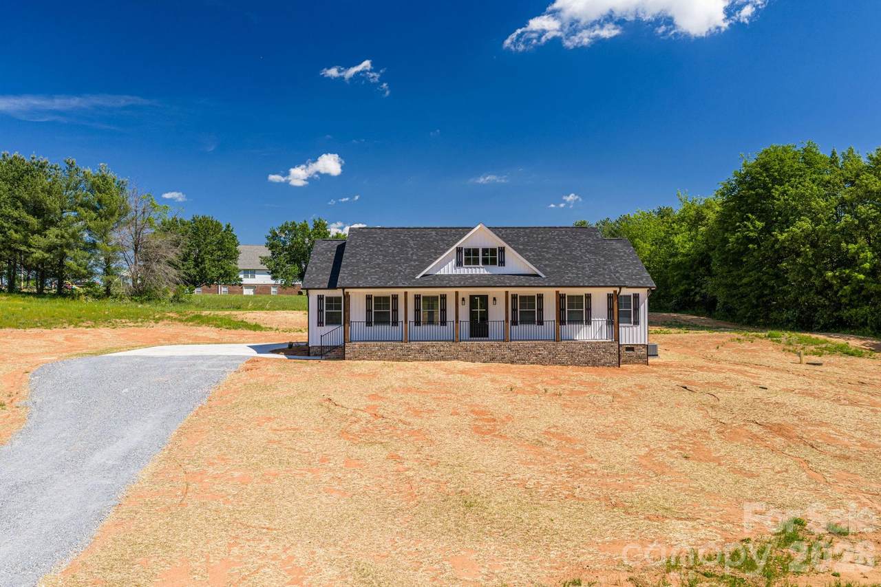 2976 Hwy 27 Highway - Photo 1