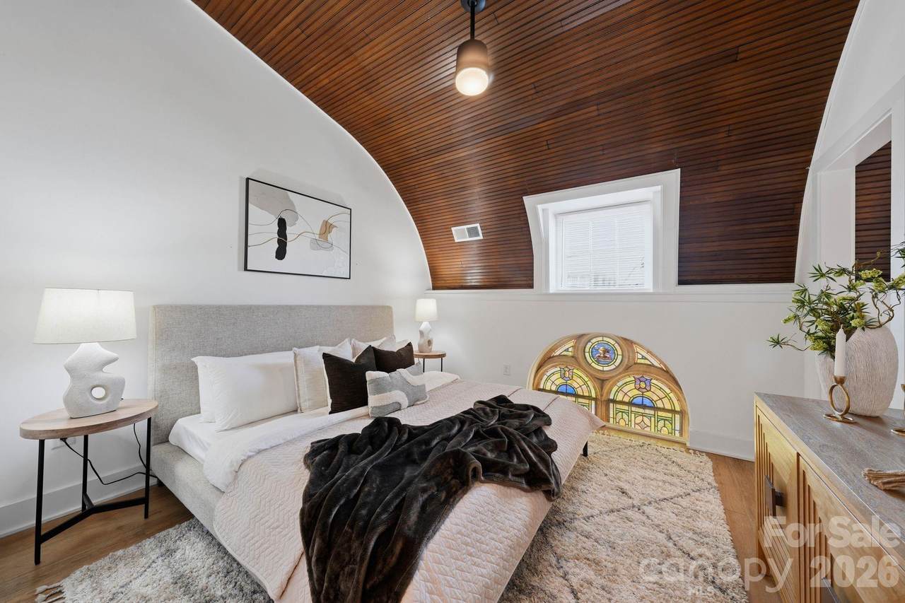 201 Grandin Road - Photo 1