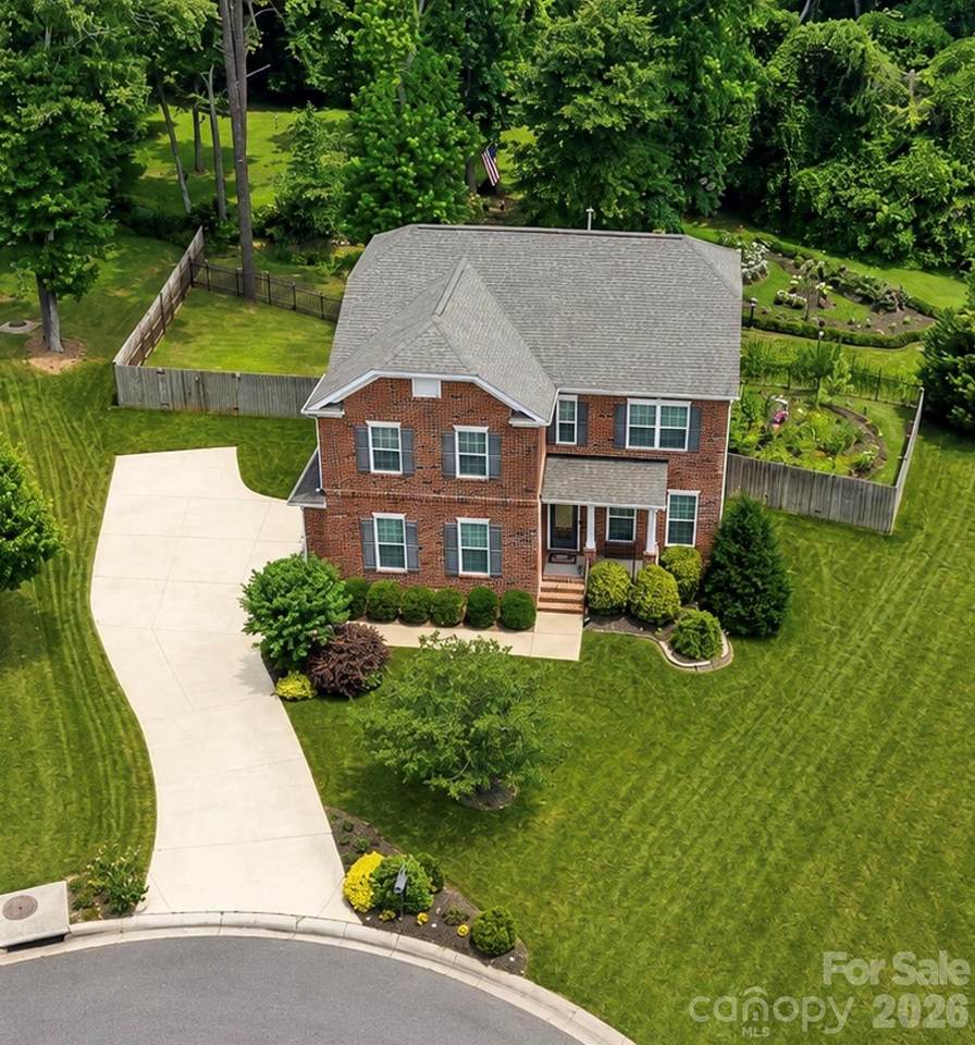 405 Longhorn Drive - Photo 1