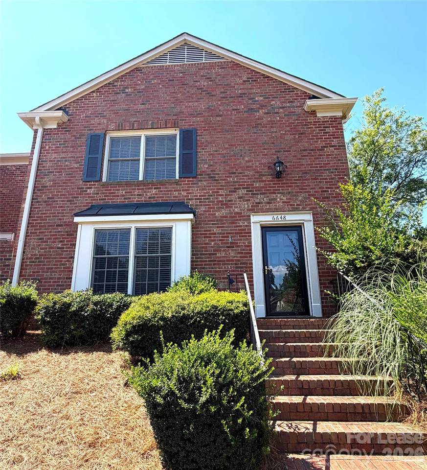 6648 Bunkerhill Circle - Photo 1