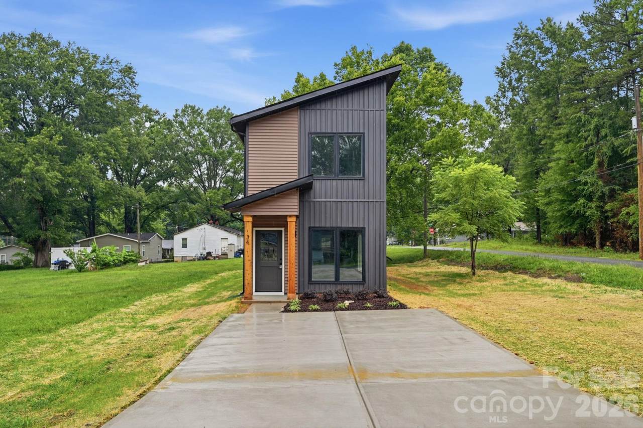 34 Stricker Avenue - Photo 1