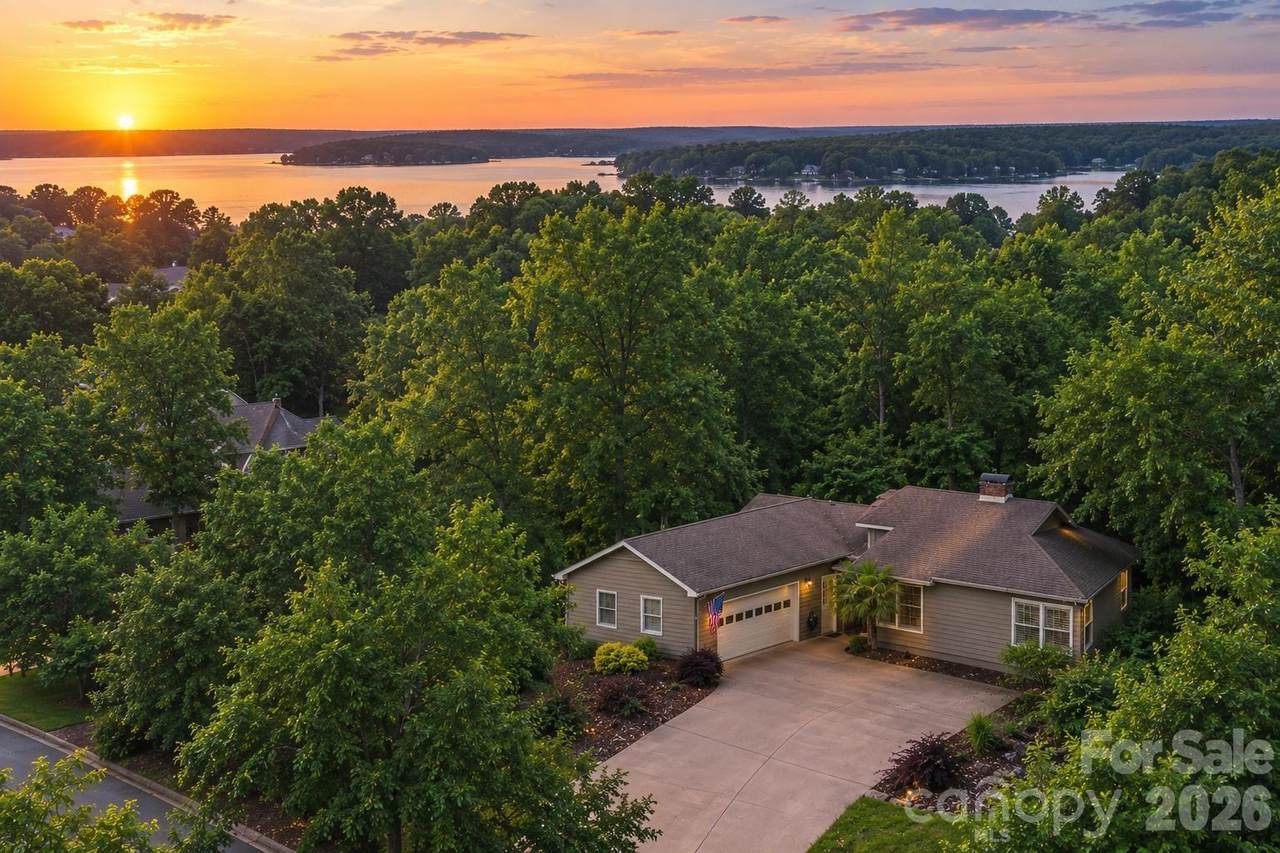 18 Shipmaster Court - Photo 1