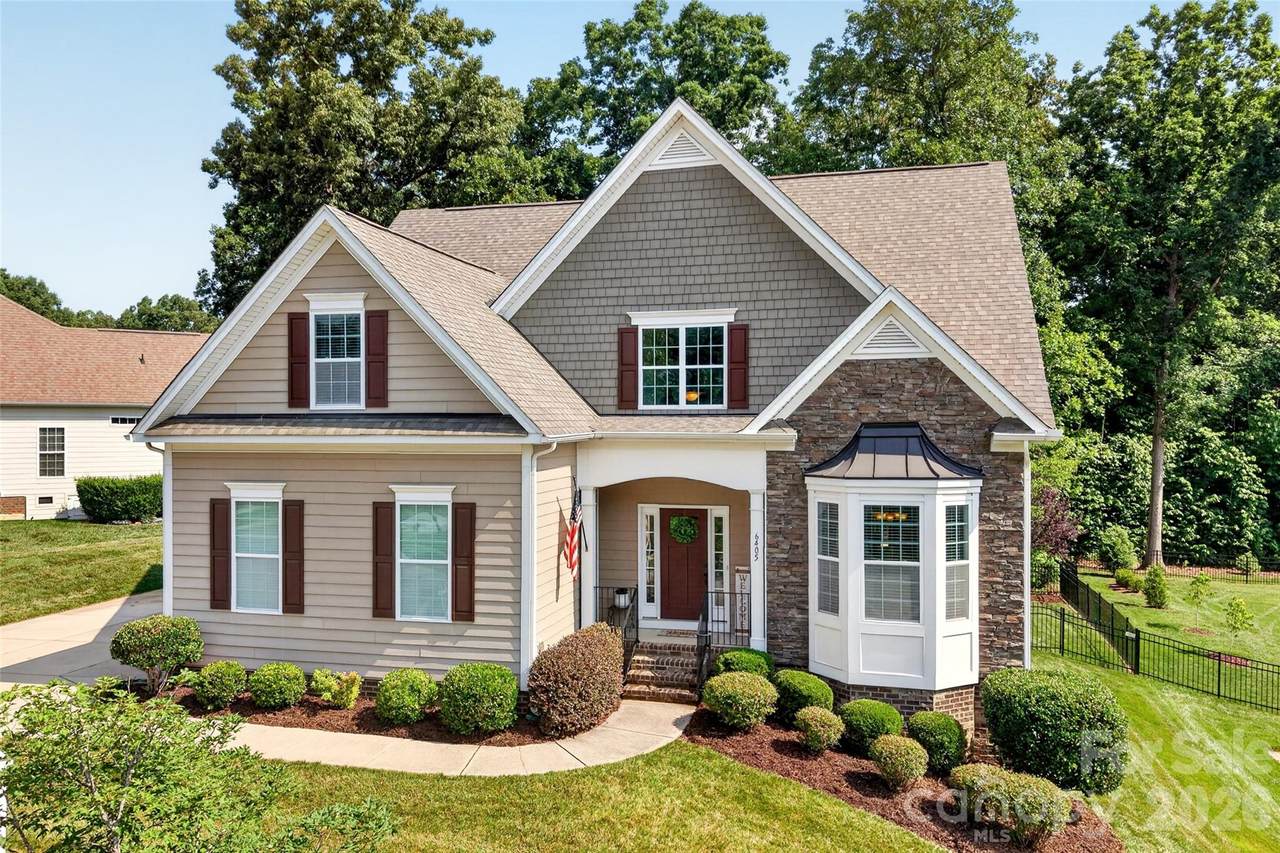 6405 Alba Rose Lane - Photo 1