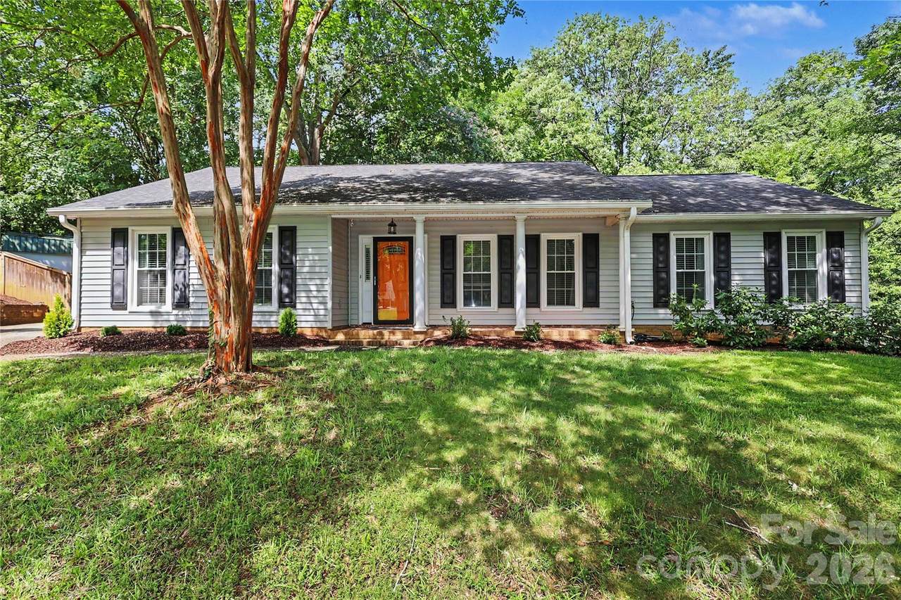 2701 Creekbed Lane - Photo 1