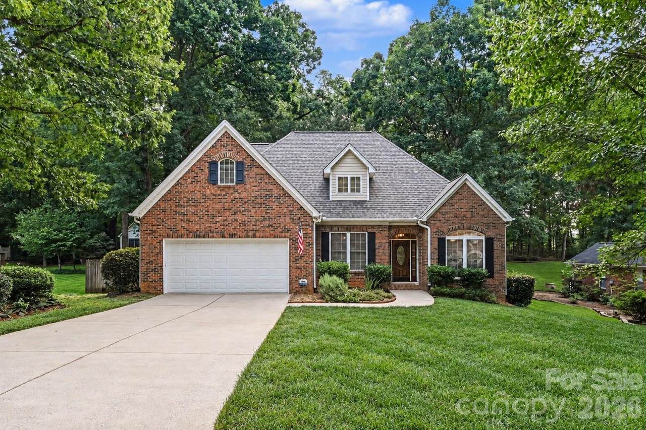 1928 Twin Ponds Drive - Photo 1