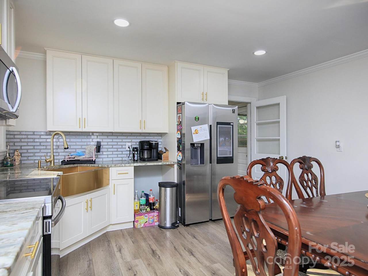 3119 Hickory Highway - Photo 1